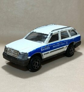 マジョレット　メルセデスベンツ　300TE　ミニカー　majorette　同梱可 MERCEDES-BENZ 300TE (Ecpr_org)