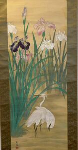 【真作】秀俊「花鳥図」 古い掛け軸(掛軸) 肉筆 絹本 日本画 美術品 古美術 画芯サイズ約123*42cm 箱なし