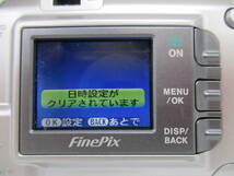 中古 カメラ FUJIFILM フジフィルム FinePix A330 単三電池駆動 ※通電のみ確認済 ／I_画像7