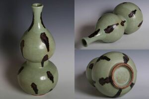 N26029 中国陶器 飛青磁瓢箪瓶 高さ約32.5cm×径約14.5cm 花瓶 花器 花入 茶道具 華道具 検:青瓷 青磁 中国 古玩 唐物
