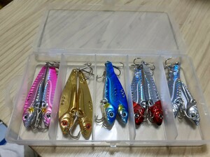 鉄板バイブレーション18g 10個入ケース付きお買い得 早巻き ただ巻きリフト&フォール サイドターンフォール 港湾 湾奥デイゲームオカッパリ