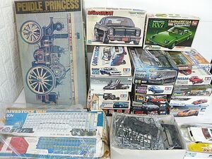 t414 Junk present condition goods plastic model sama . summarize large amount car / bike / truck / Classic car etc. Manufacturers sama . Tamiya / Fujimi /Revell/ other plastic model 