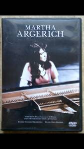 アルゲリッチ　シューマンピアノ協奏曲、リスト「葬送」、ラヴェル「水の戯れ」/DVD