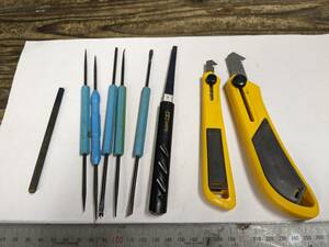  plastic model processing tool razor etc. 
