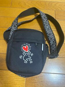 Keith Haring / キースへリングプリントショルダ ーポーチ