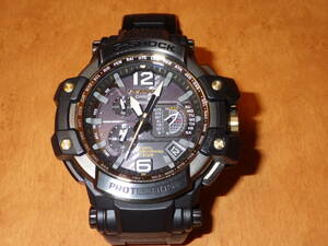 【超美品】CASIO カシオ　G-SHOCK　グラビティマスター　スカイコックピット　GPSハイブリッド電波ソーラー　GPW-1000FC-1A9JF