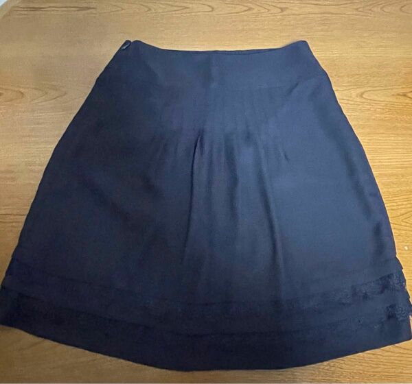 ロペピクニック　紺色スカート ネイビー　台形スカート38 サラサラ