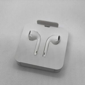 Apple純正イヤホン earpods with lightningconnector iPhone 付属品