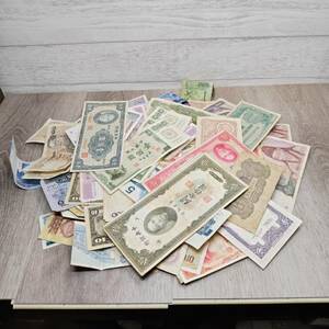 【YH-9133】中古現状品 外国紙幣 まとめ セット 約230g分 中国 韓国 アジア ヨーロッパ など