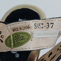 【KISCO】キスコ　レーザーカットコルクウェッジサンダル　23.5cm　レディース　サンダル　黒　ブラック　靴　(SK)_画像9