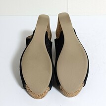 【KISCO】キスコ　レーザーカットコルクウェッジサンダル　23.5cm　レディース　サンダル　黒　ブラック　靴　(SK)_画像5