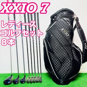 【本日限定価格】XXIO レディースゴルフセット　キャディバッグ付き　かわいい　ピンク　女性　L