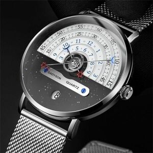 TK115:【定価51800円】１円スタート メンズ 腕時計 高級感 良デザイン 防水 クォーツ