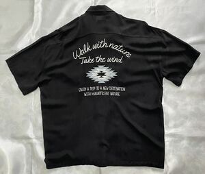 Denifits・本格派レーヨン100%・黒ワークシャツ・半袖ボーリングシャツ・刺繍・日本ニット工業組合連合会