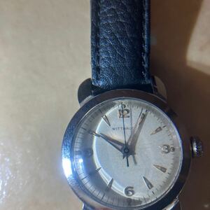  Wit na- antique hand winding wristwatch 