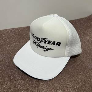 非売品 未使用 GOODYEAR Racing キャップ 帽子 フリーサイズ 白 メッシュ プリント グッドイヤー サーキット モータースポーツ レース