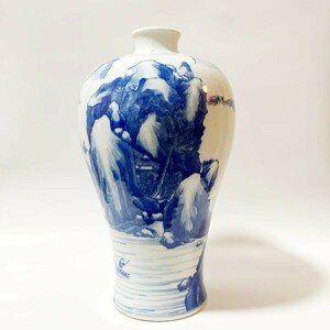 中国古美術 大清康熙年制在銘 清時代初期 青花染付 山水人物 青磁梅瓶