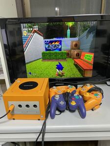 ゲームキューブ Nintendo 動作品　オレンジニンテンドー コントローラー3つ