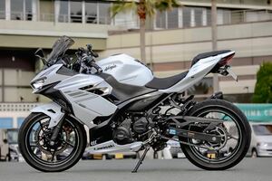 希少カラー)Kawasaki NINJA400 2023 ブリザードホワイト ワンオーナー