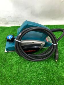 【中古品】★makita(マキタ) 82㎜電気カンナ 1900B　/　IT7FVC71YB87