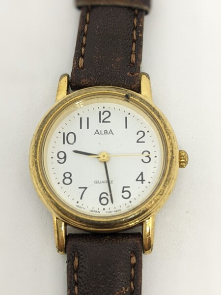 SEIKO ALBA Y136-6A80 セイコー アナログ腕時計 クオーツ 中古動作品