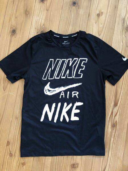 ナイキ　NIKE ドライフィット　半袖Tシャツ　ブラック　メッシュ