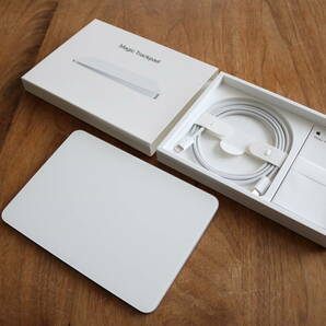 [現行モデル] Apple Magic Trackpad 3（Multi-Touch対応）White Wireless Model A1535 MK2D3ZA/A トラックパッド 3 ホワイト ①