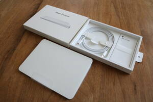 [未使用に近い/現行モデル] Apple Magic Trackpad 3（Multi-Touch対応）White Wireless Model A1535 MK2D3ZA/A トラックパッド 3 ホワイト