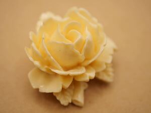 【3165】花 ハナ フラワー ヴィンテージ ビンテージ ブローチ アクセサリー TIA