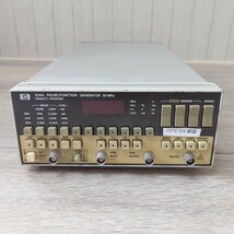 B.片方脚なし HP PULSE/FUNCTION GENERATOA 8116A　パルス ファンクション・ジェネレータ　1mHz～50MHz 現状品_画像1