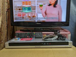 ①Panasonic ブルーレイレコーダー DMR-BWT550【完動品】【リモコンは各メーカーのテレビの設定出来ます】