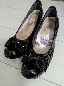 新品未使用　ウエッジソール　レディース 靴 パンプス 痛くない シューズ　黒　エナメル　22.5センチ　日本製