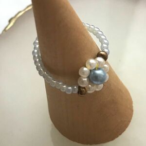 1円～　♪　ハンドメイド　約13号　ブルーのパールビーズのお花リング