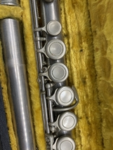 U4a スズキ Suzuki フルート Flute ハードケース 管楽器 中古現状品 動作未確認 音楽 楽器 器材_画像4
