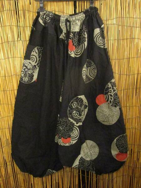 【ＳＡＬＥ】⑩新品＊男女兼用＊コットン素材＊黒色＋和風プリント＊切り替え＊ふんわり＊サルエルパンツ