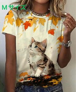 猫柄　半袖Tシャツ　子猫と紅葉