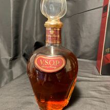 未開封 ブランデー 3本 まとめ サントリー V.S.O.P レミーマルタン REMY MARTIN FINE CHAMPAGNE 箱付き ナポレオン NAPOLEON 缶 古酒 お酒_画像2