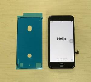 中古純正品 iPhone SE3 ( 2022 ) フロントパネル 　タッチ スライド 操作出来ました、カラー黒、防水シール付き 、ジャンク