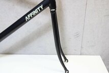 □AFFINITY CYCLES アフィニティ LO PRO ピストフレーム OSフォーク仕様 2021年 57/L size 超美品_画像4