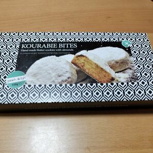 KOURABIE BITES　クラビエ　アーモンド入りバタークッキー　ギリシャ伝統菓子