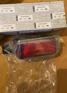 * new goods unused * Nissan original NISSAN Skyline SKYLINE GT-R GTR BNR34 R34 rear foglamp light ER34 ENR34 HR34 diversion also *