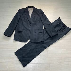 ダックス DAKS VITALE BARBERIS CANONICO社レディース 高級 パンツスーツ ウール 毛 ダークグレー ストライプ柄 日本製 サイズ13ABR 美品