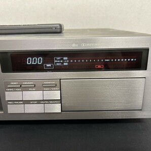 A2 YAMAHA ヤマハ KX-1000 カセットデッキ 通電確認済み リモコン付き オーディオ機器 現状品の画像3