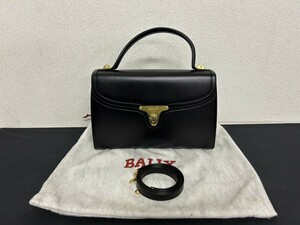 比較的美品　A1　BALLY　バリー　レザー　ショルダーバッグ　ハンドバッグ　ブランドバッグ　ゴールド金具　横約30㎝　縦約20㎝　マチ約7㎝