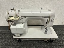 A1　JANOME　ジャノメ　MODEL 672　ハンドクラフト　ミシン　アルファベットステッチ付き　付属品多数　現状品_画像8