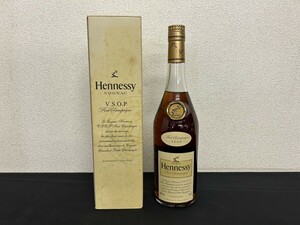 未開栓　A3　Hennessy　ヘネシー　V.S.O.P　クリアボトル　スリムボトル　700ml　40％　ブランデー　箱付き　現状品