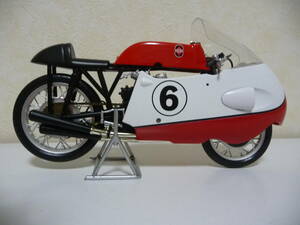 ジレラ GILERA 500 4Cil リベロ・リベラーティ 1957 世界グランプリチャンピオンマシン 1/12 Libero Liberati 