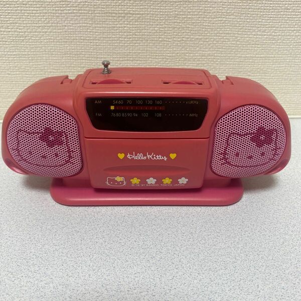 【ジャンク品】ハローキティ　AM/FMポータブルラジオ