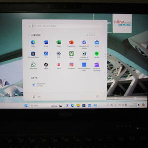 「優良品 ８世代 液晶綺麗」富士通 Lifebook U939/A  Win11 pro Core i 5-8365U  8GB  新品SSD 512GB  Webカメラ M S office 365の画像2