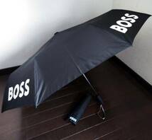 HUGO BOSS ヒューゴ・ボス 非売品 新品 黒系ロゴ柄 折りたたみジャンプ傘 保管袋付_画像2